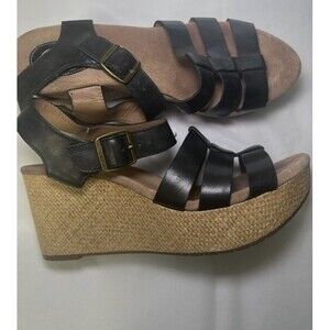 Clarks Caslynn Harp Size 9 Espadrille Wedge Sandal Black Leather